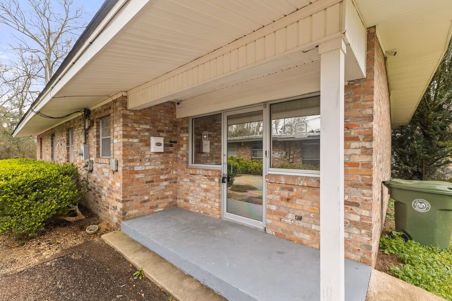 120 South 10th Avenue - 1